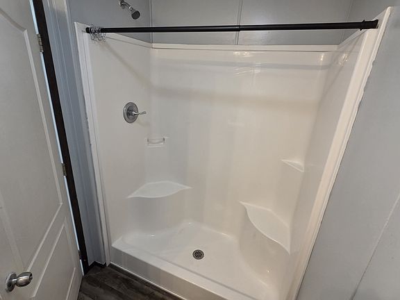 3rd image of 3253 Bristol Rd
