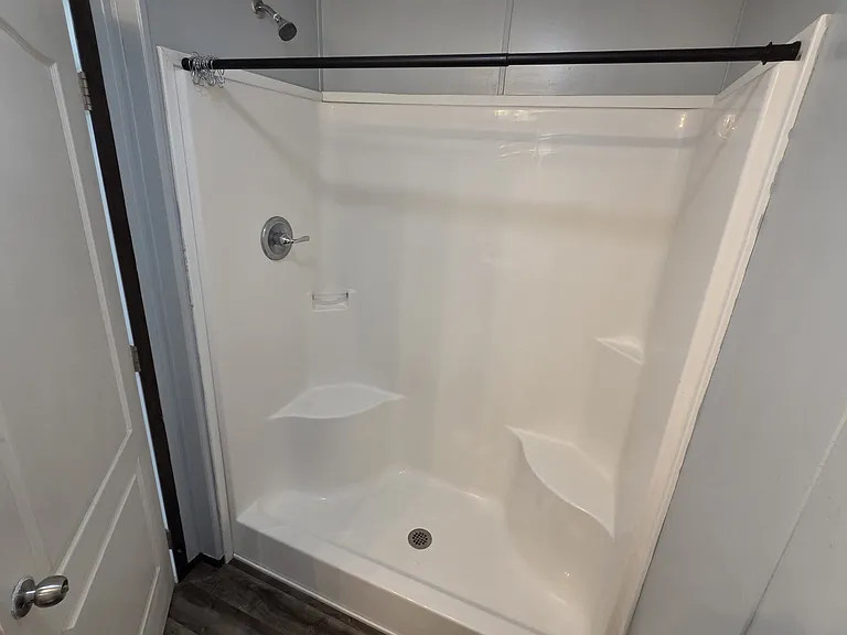 3253 Bristol Rd — Photo 3