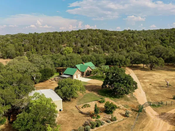 735 Gregory Trl, Marble Falls, TX 78654