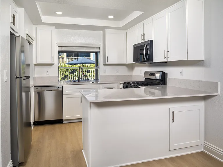 Rancho Vista — Photo 10