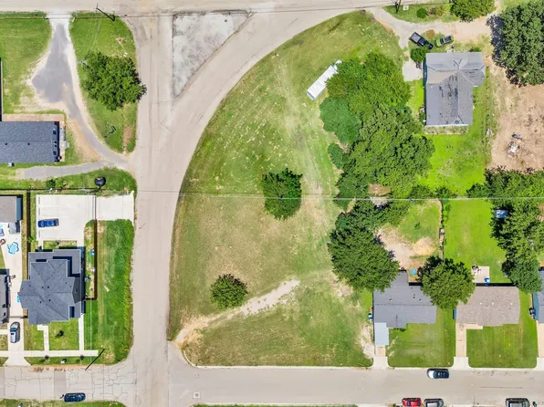 6001 Grayson St, Fort Worth, TX 76119