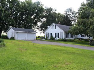 1375 100th Ave, Roberts, WI 54023