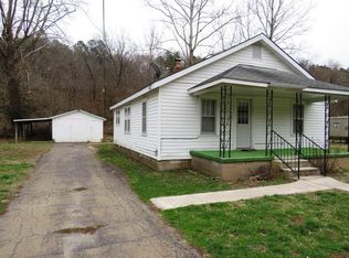 710 South Rd, Ellington, MO 63638