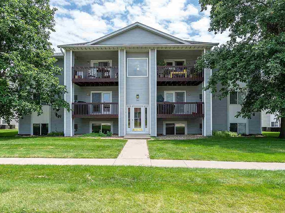 1st image of 560 Augusta Cir APT 3