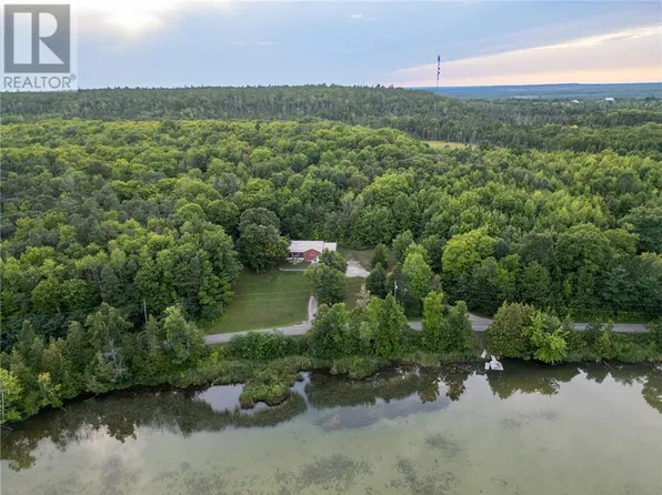 157 Emery Rd, Gordon/barrie Island, ON P0P 1H0