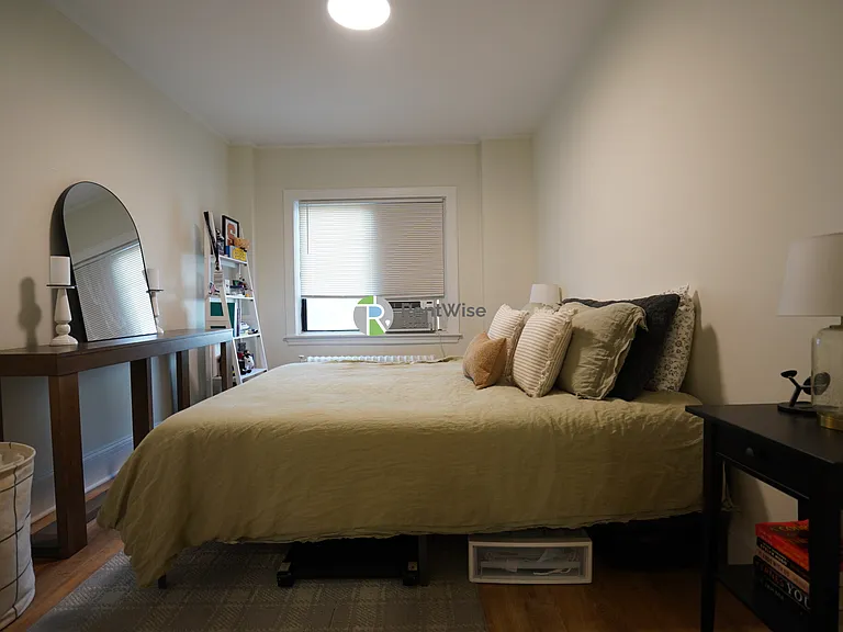 230 Walnut St #24 — Photo 30