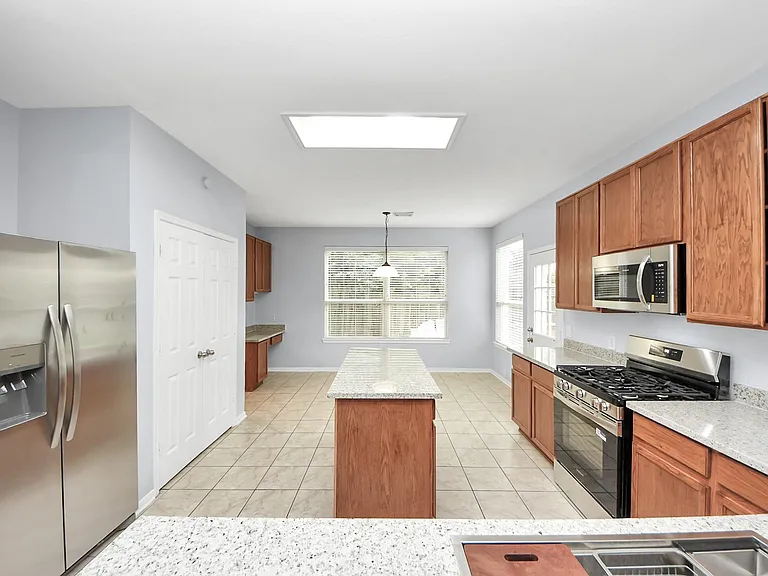 9002 Sundown Dr — Photo 23