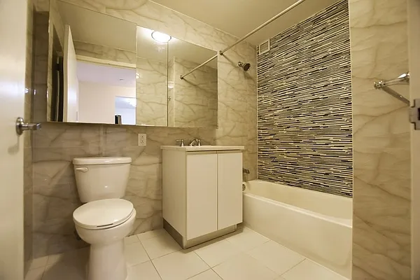 Rented by REAL New York | media 32