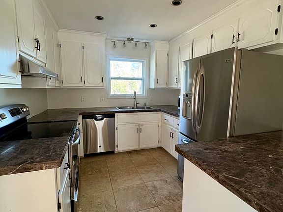 5th image of 319 Ridgeway Dr