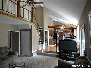 3rd image of 31 Mildred Ave