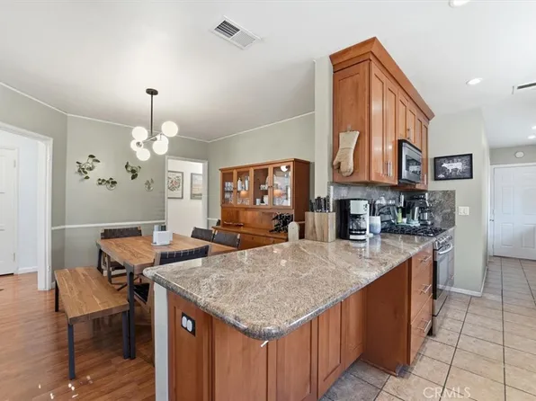 2840 Magnolia Ave, Long Beach, CA 90806