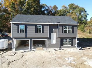 145 Moxley Rd, Uncasville, CT 06382