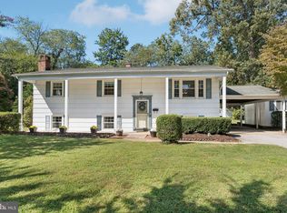 118 Hastings Ln, Pasadena, MD 21122