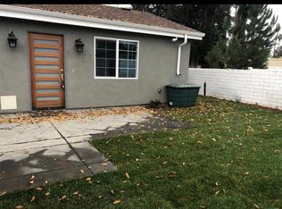 15816 Marlin Pl, Van Nuys, CA 91406