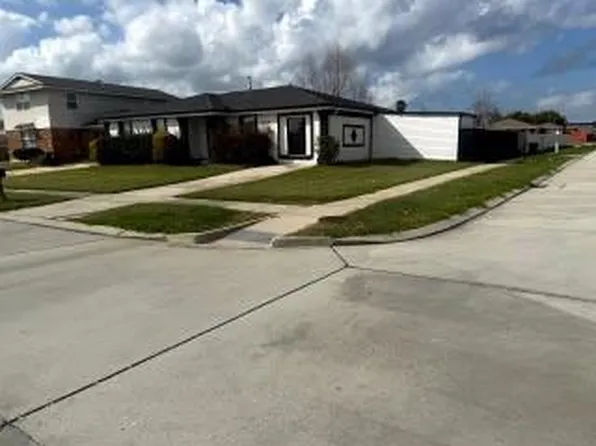 13166 Chateau Ct, New Orleans, LA 70129