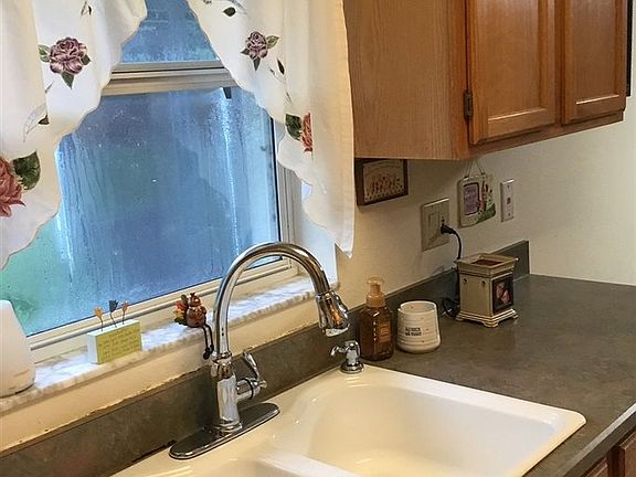 4th image of 4065 Red Pine Ln