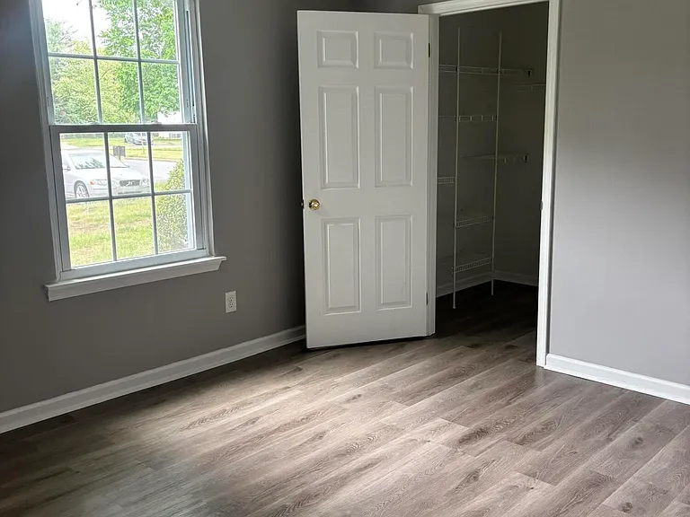 14-1 Providence Ct — Photo 7