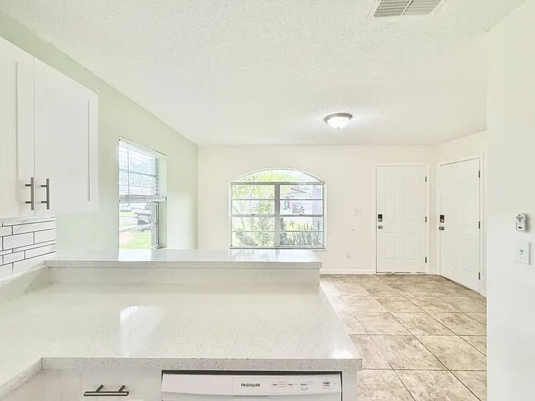 1521 13th St W — Photo 11