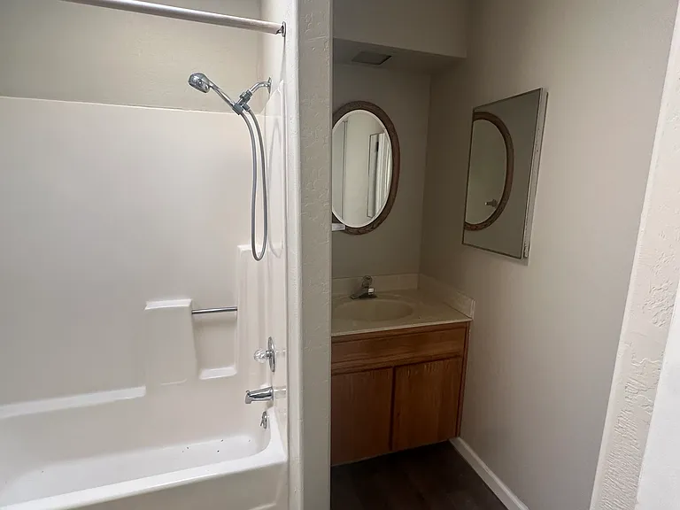 150 Sugarloaf St #1-2-3 — Photo 5