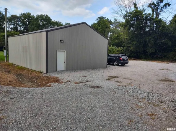 6625 Reevesville Rd, Grantsburg, IL 62943