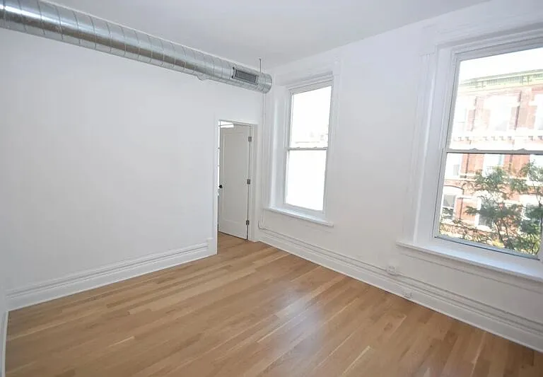 1325 W 18th St #3F — Photo 11