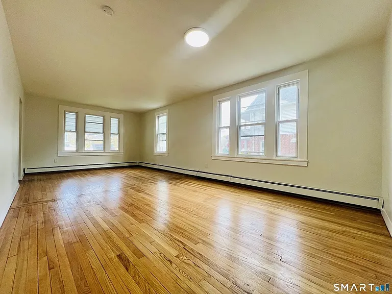 83 Pine St — Photo 8