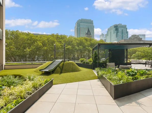 1 Clinton Street image 18 of 26