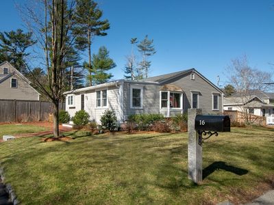 16 Mayflower Rd, Duxbury, MA, 02332