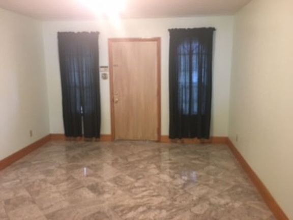 3rd image of 116 Dianne Dr