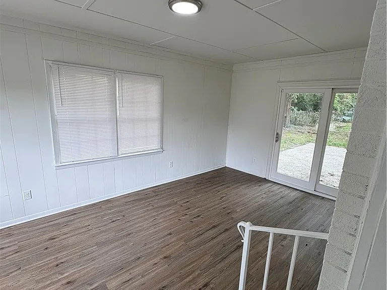 4334 Forestview Dr — Photo 32
