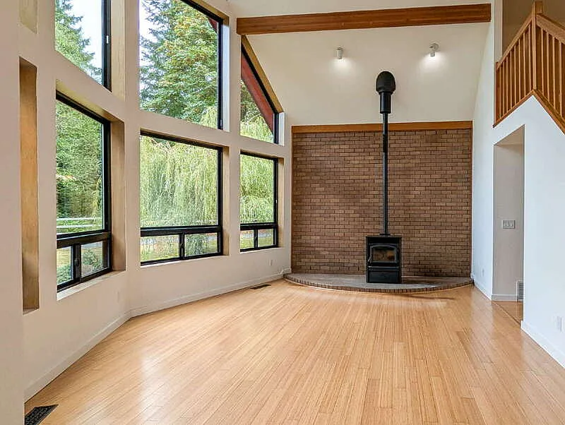 3 bed, 3.5 bath, 1982 sqft, $3,500 — Photo 3