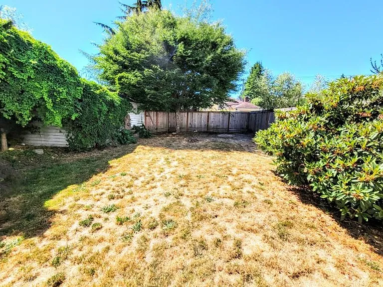 7721 Earl Ave NW — Photo 13