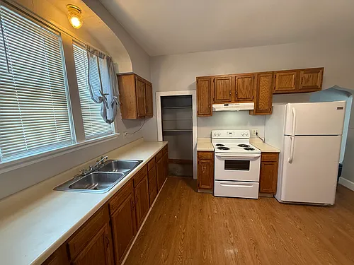 40 Abbott St #B Photo 1 40 Abbott St #B Photo 1