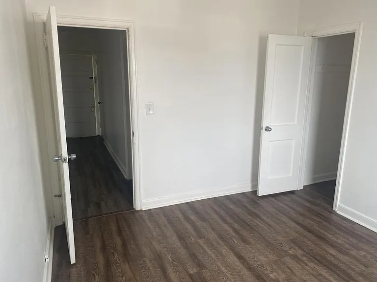 1016 Ogden Ave #9 — Photo 8