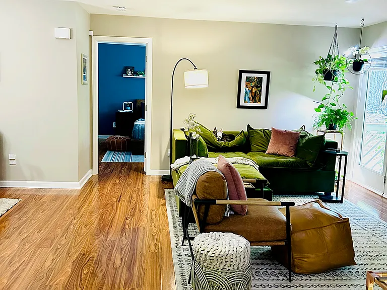 330 Ralph McGill Blvd NE #412 — Photo 2