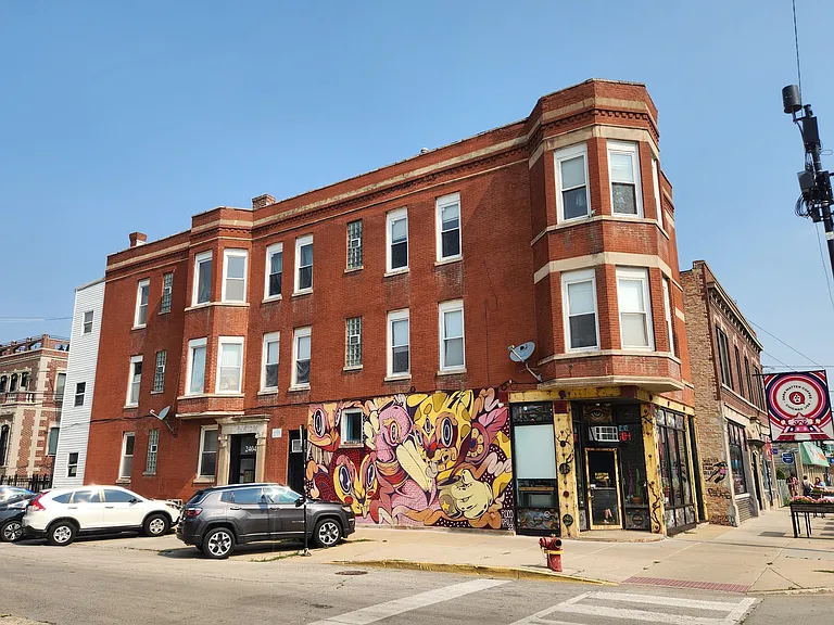2404 W Superior St #3E — Photo 18