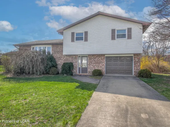 1609 S Hanover St, Nanticoke, PA 18634