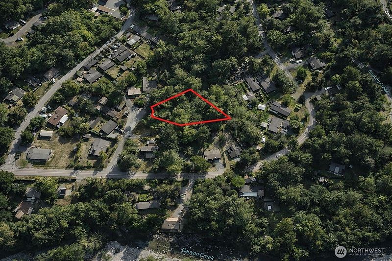 5th image of 19921 Green Road