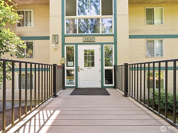 4th image of 5630 200th Street SW #B306