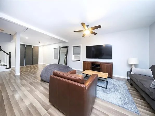 159-23 95th Street image 7 of 32