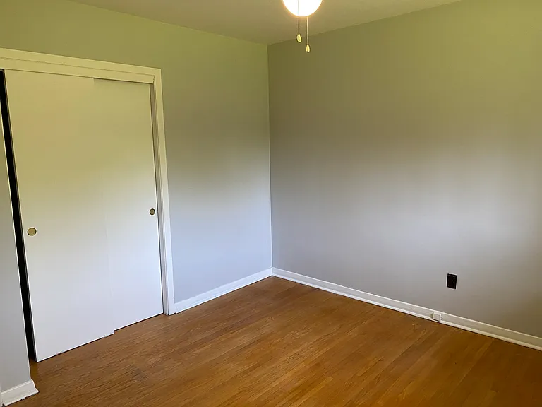 16 Victor Blvd #UPPER — Photo 23