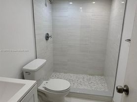 1913 S Ocean Dr