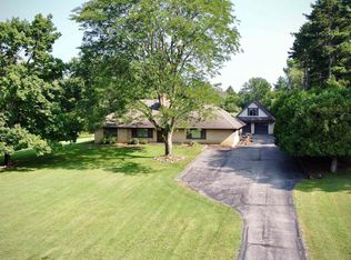 5677 Vreeland Rd, Ann Arbor, MI 48105
