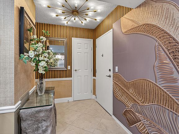 5th image of 336 Golfview Road #704