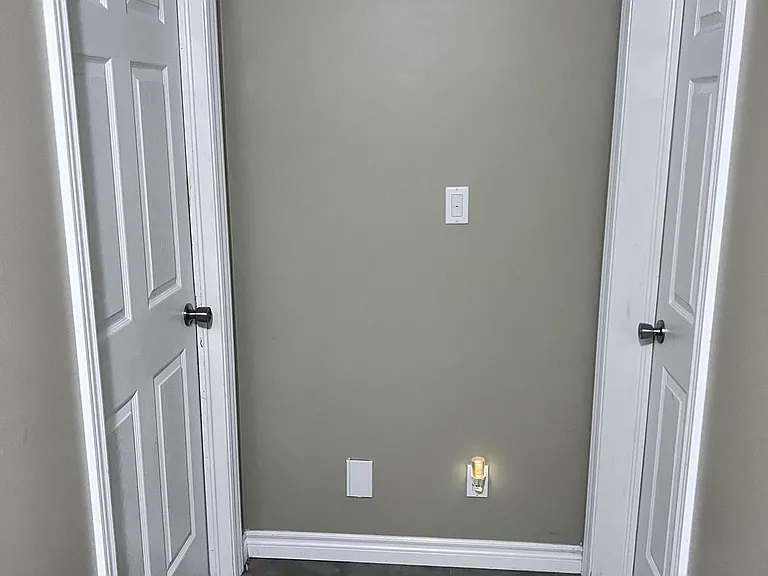 246 Doon Valley Dr — Photo 16