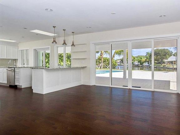 5th image of 2035 Regatta Dr
