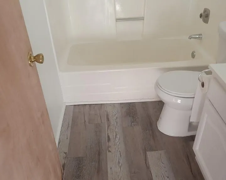 182 Molly St #14 — Photo 6