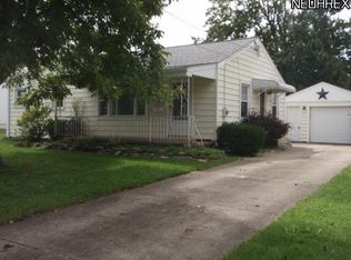 270 Overlook Blvd, Struthers, OH 44471