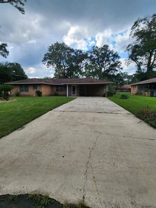 8825 Gov Nichols Dr, Baton Rouge, LA, 70811