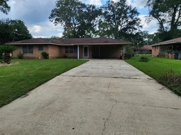 8825 Gov Nichols Dr, Baton Rouge, LA 70811